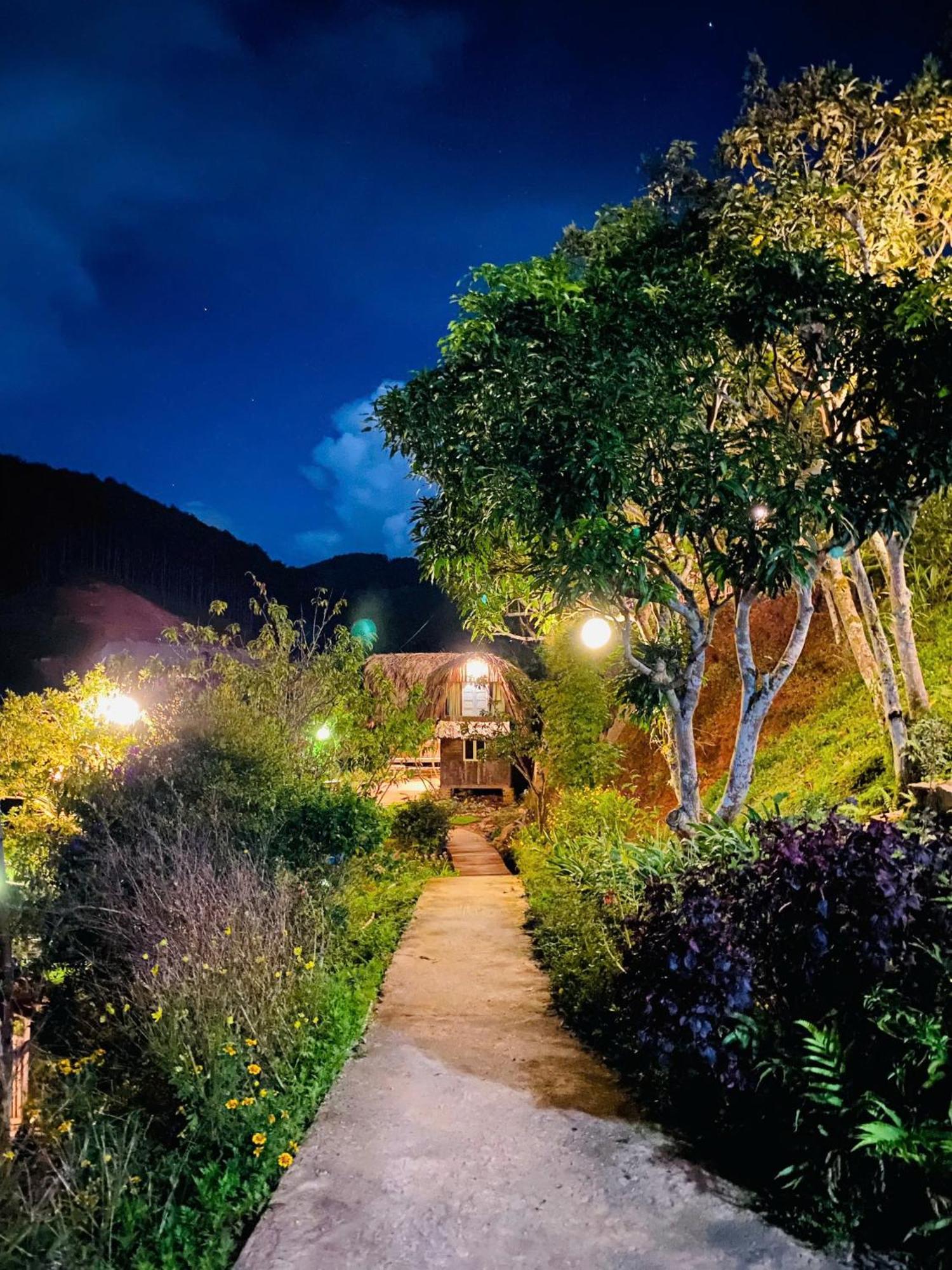 Vuon Nha Cui Homestay ดาลัด ภายนอก รูปภาพ