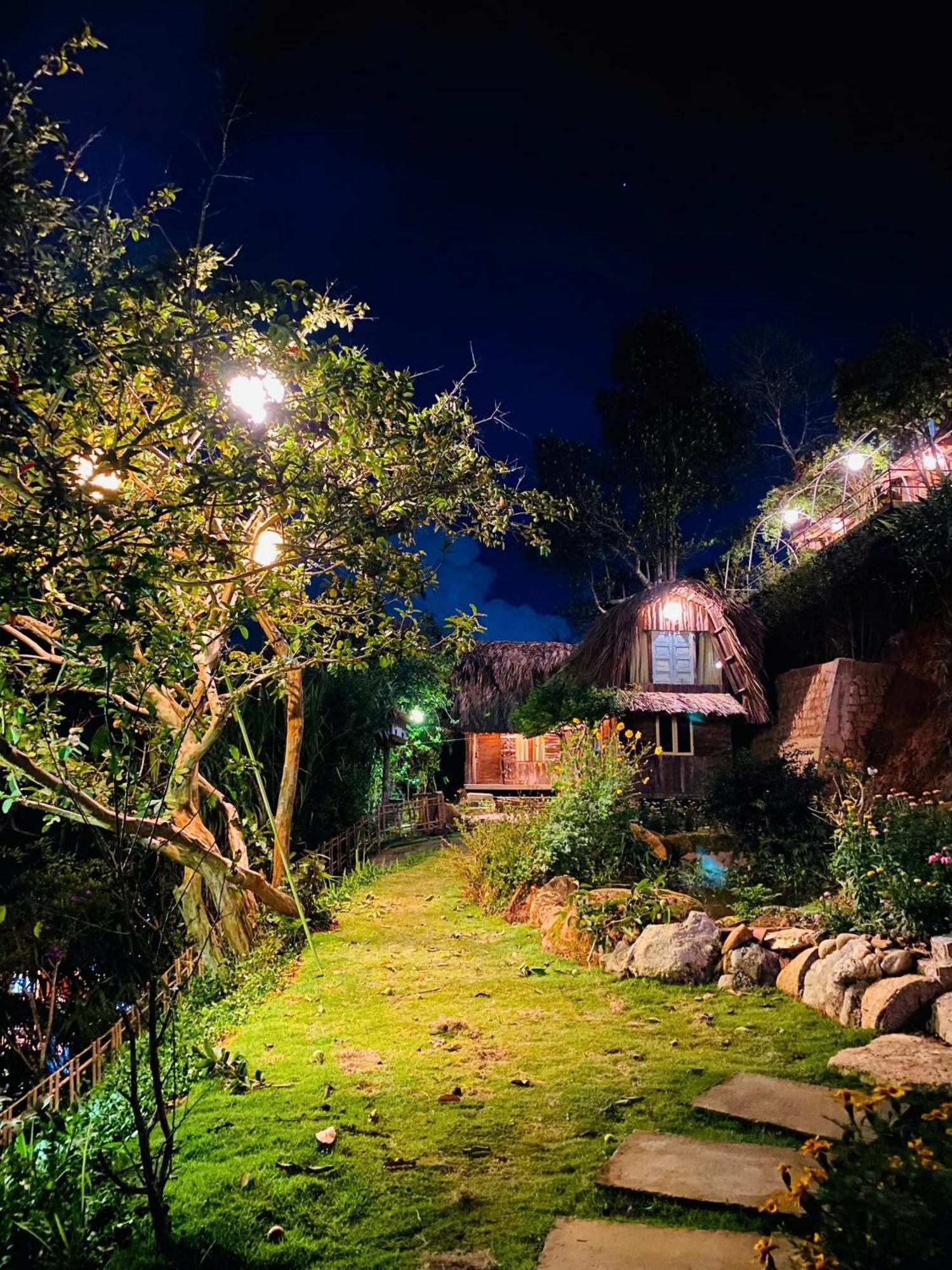 Vuon Nha Cui Homestay ดาลัด ภายนอก รูปภาพ