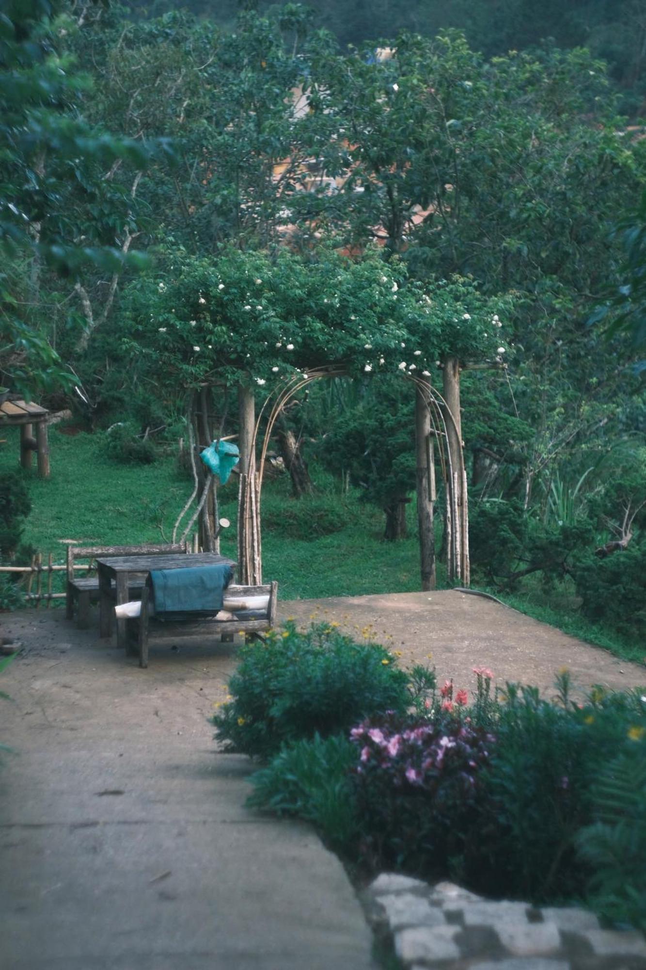 Vuon Nha Cui Homestay ดาลัด ภายนอก รูปภาพ
